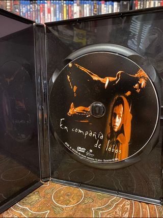 EN COMPAÑIA DE LOBOS - TERROR - PELÍCULA DE CULTO