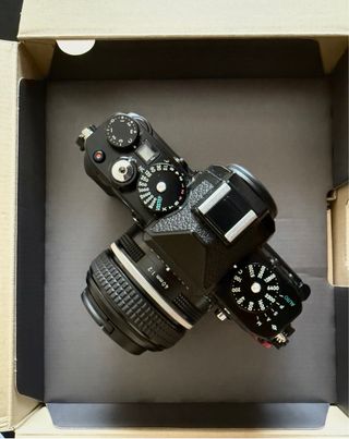 Nikon Zf 40/2 SE Kit - Cámara