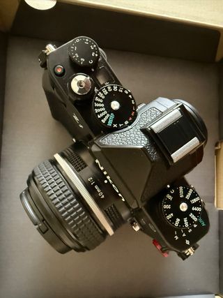 Nikon Zf 40/2 SE Kit - Cámara