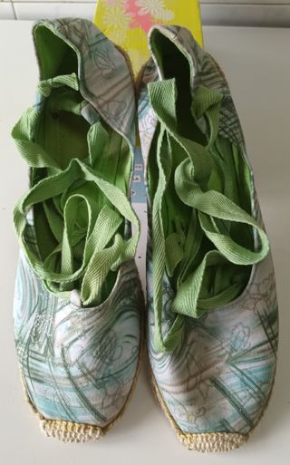 Alpargatas verdes mujer nº40