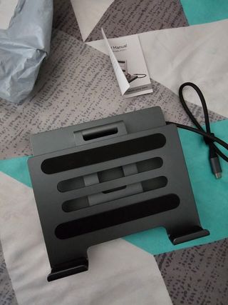 Soporte Ajustable Aluminio Tablet/Laptop