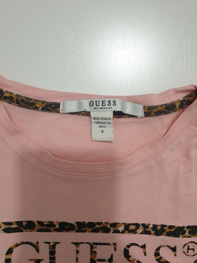 Camiseta Guess rosa talla S
