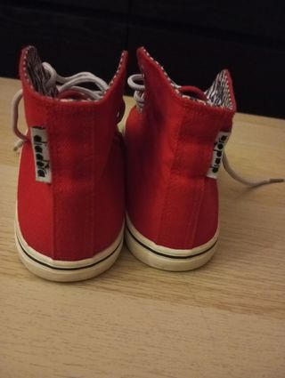 Scarpe unisex Diadora numero 32