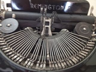 Máquina escribir Remington antigua