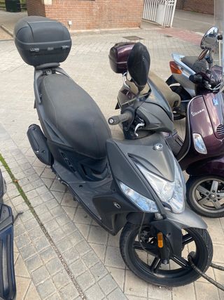 Kymco Agility 125cc - Scooter