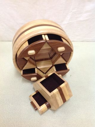 Joyero artesanal madera - multicolor.120€ por unid