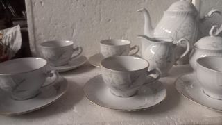 Servizio da tè in porcellana