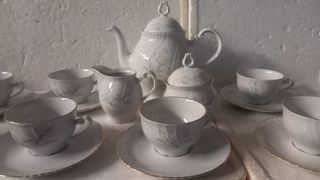 Servizio da tè in porcellana