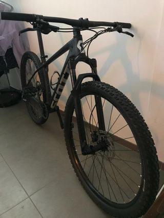 Bicicleta Scott Scale 940 M 2021 carbono