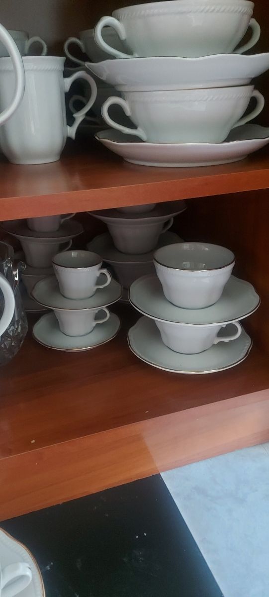 Juego té café porcelana dorada