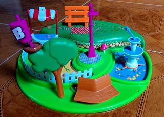 Placita Barriguitas: Parque Infantil