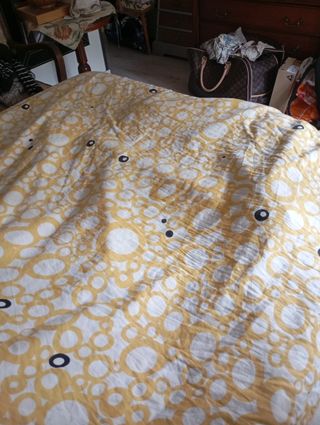 Funda edredón algodón amarilla y blanca