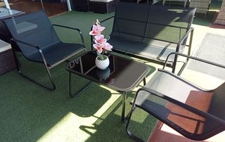 Conjunto terraza: sofá + 2 sillas + mesa