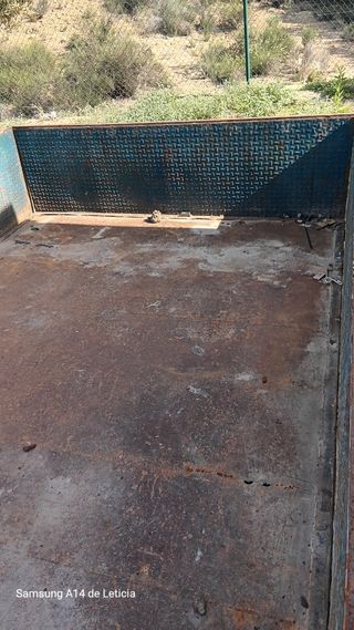 Caja metálica transporte