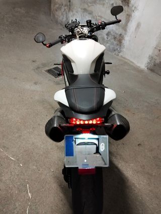 Triumph Speed Triple r 1050 ABS  Impecable