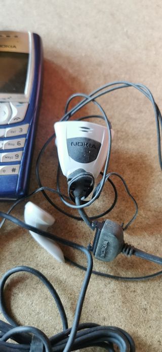 Nokia teléfono móvil azul