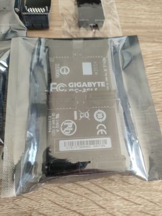 Adaptadores Gigabyte SLI/CrossFire precio por todo