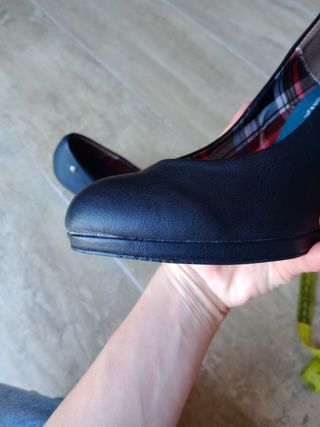 Tacones negros Mustang