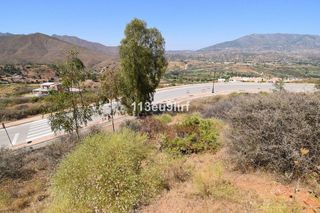 Terreno en venta en Calahonda en Mijas