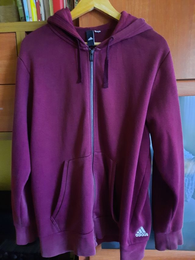 Chaqueta Adidas morada con capucha