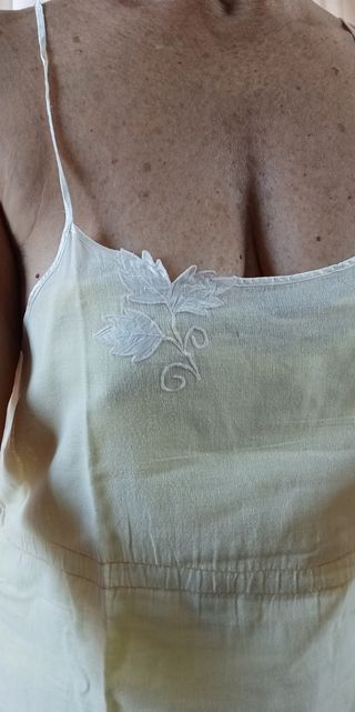 Camicia notte vintage beige ricamata