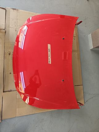 Capo motor Suzuki SX4 DDIS rojo