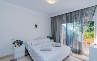 Casa pareada en venta en Calahonda en Mijas