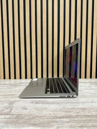 MacBook Air 13" 2015 i5 8gb 128gb SSD