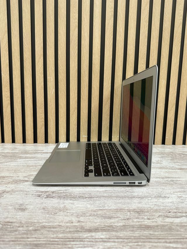 MacBook Air 13" 2013 i5 4gb 128gb SSD