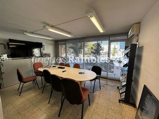 Local comercial en venta en El Poble Sec en Igualada