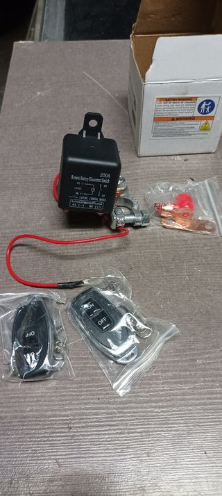 Desconectador batería 200A + mando