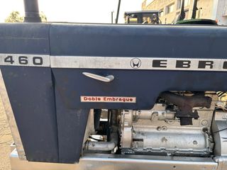 Ebro 460 - Tractor agrícola