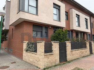 Casa adosada en venta en AVE - Villimar en Burgos