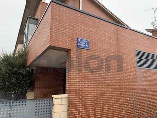 Casa adosada en venta en AVE - Villimar en Burgos