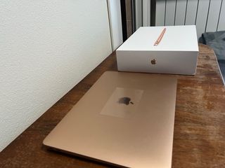 MacBook Air 13'' M1 8/7/256GB Oro