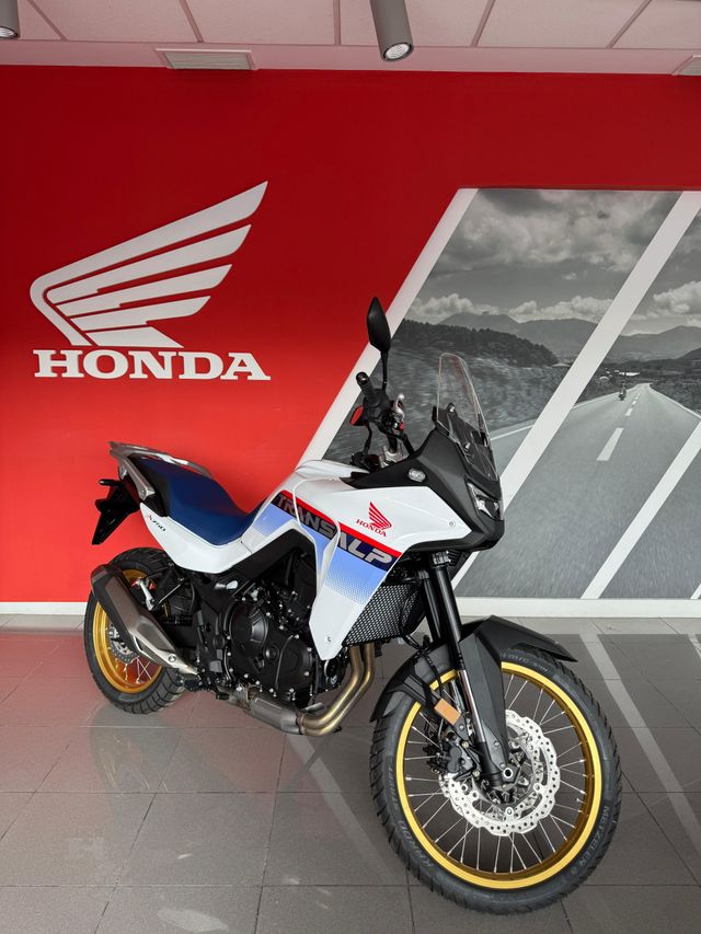 HONDA TRANSALP XL750 2025 - NUEVA