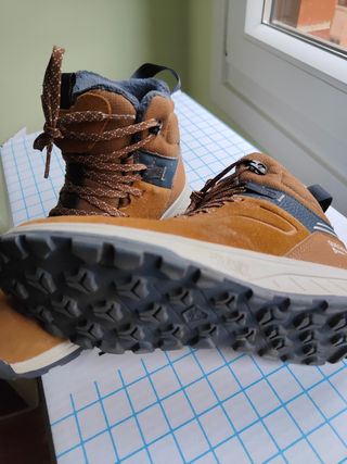 Botas QUECHUA Marrón - Talla 36