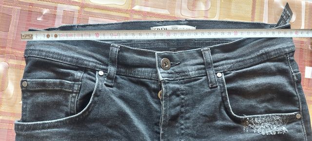 Jeans Zara Uomo neri strappati