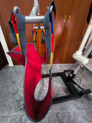 Grúa eléctrica paciente, poco uso. Como nueva