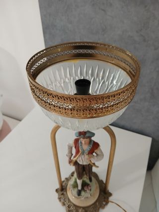 Lampada da Tavolo Statua Ceramica Porcellana Capod