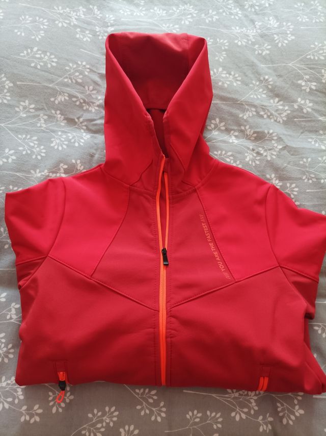 Chaqueta deportiva niño talla 9-10