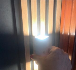 Foco led inteligente sensor luz y movimiento recar