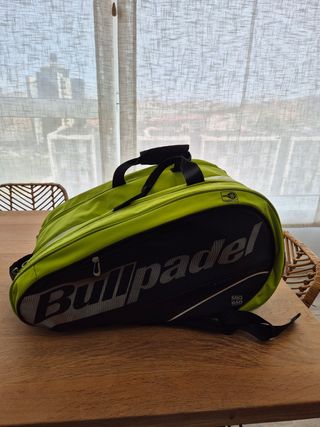 Paletero Bullpadel - Verde Lima