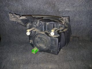 Faro Ford Fusión izq. 2005