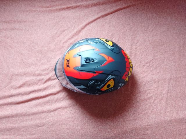 Casco moto Axxis - Diseño Diablo