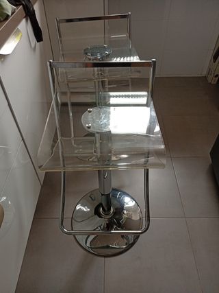 2 Taburetes transparentes metal
