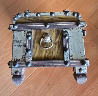 Baúl antiguo musical vintage