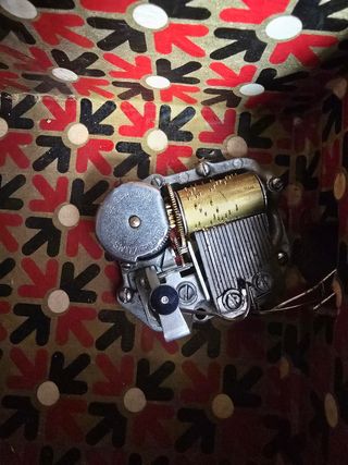 Baúl antiguo musical vintage