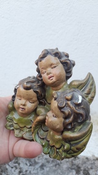 3 Angeli Vintage in gesso in un unica scultura