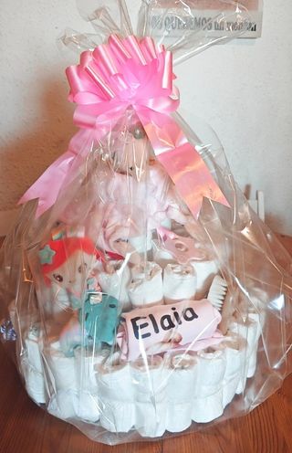 Tarta pañales bebé personalizada
